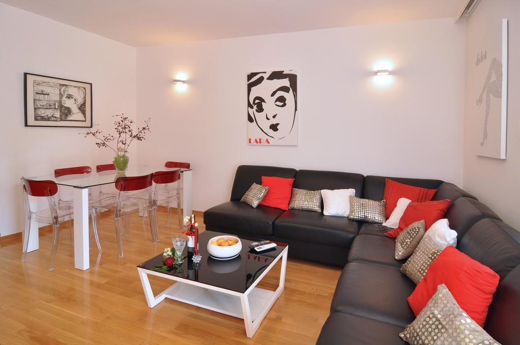 Barbara Apartment Split